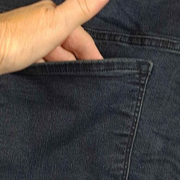 Ladies Rockstar Jeans NWT - Picture 9 of 9